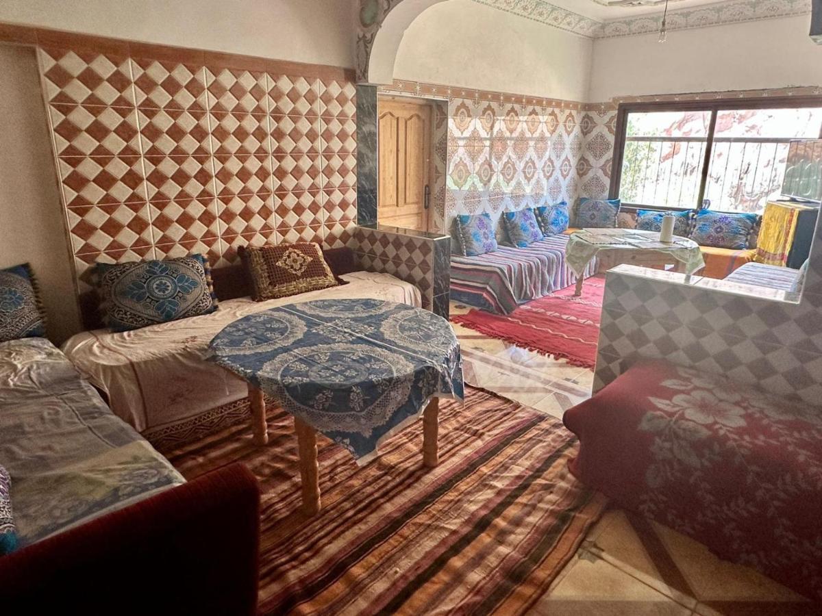 Maison D'Hote Chez La Famille Tamellalt  Экстерьер фото
